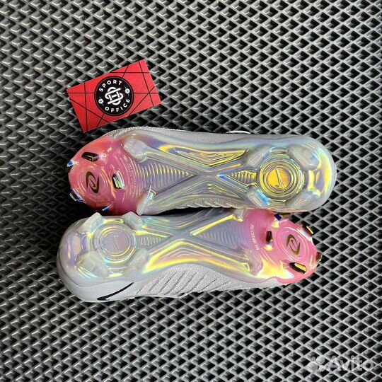 Бутсы Nike Phantom GX Luna