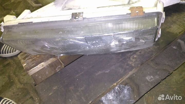 Фара Skoda Octavia Tour