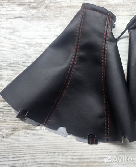 Чехол кпп авео т250 красная строчка