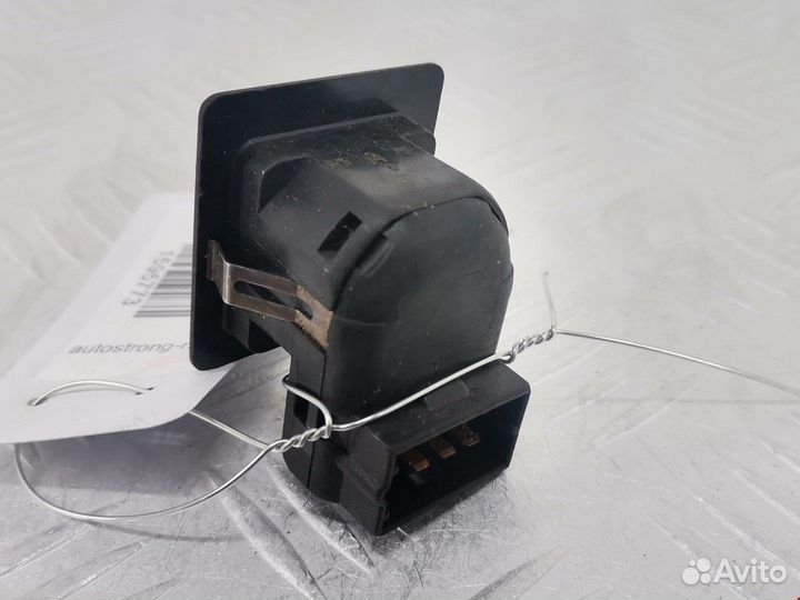 Кнопка (выключатель) Land Rover Discovery 2 2004