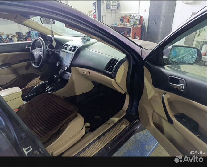 Honda Accord 2.4 AT, 2003, 200 000 км