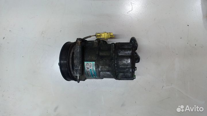 Компрессор кондиционера Peugeot 307, 2005