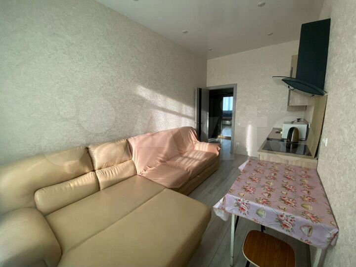 1-к. квартира, 52 м², 14/17 эт.