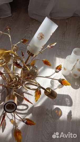 Люстра потолочная на 6 плафонов