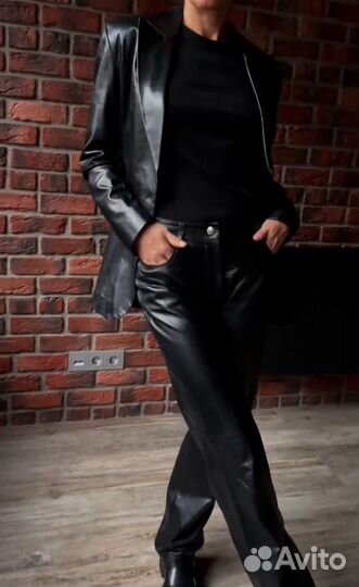 Женский костюм брендовый из эко кожи Alrawash