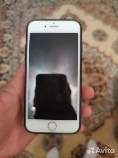 iPhone 8