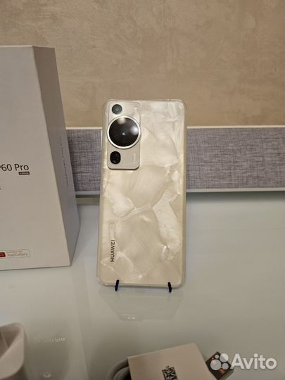 HUAWEI P60 Pro, 8/256 ГБ