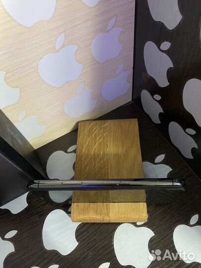 iPhone 11 Pro, 64 ГБ