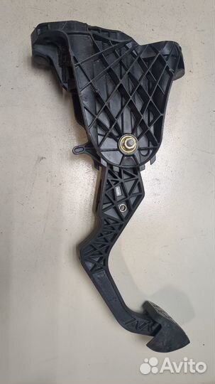 Педаль сцепления Volkswagen Touran, 2003