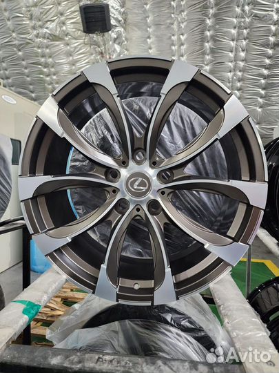 Кованые диски R22 Toyota LC200 Lexus LX