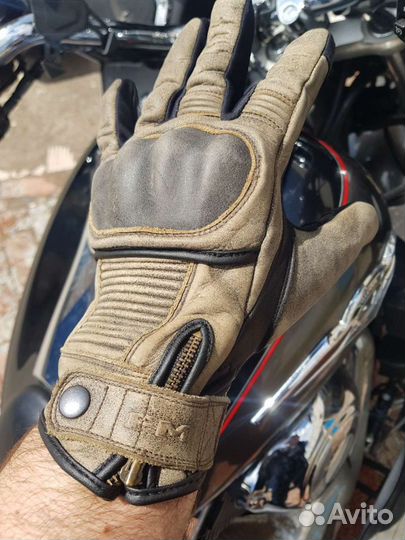 Перчатки для мотоцикла