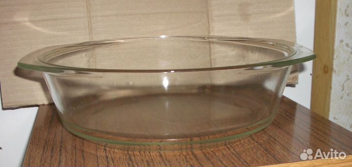 Кастрюля стеклянная большого диаметра без крышки