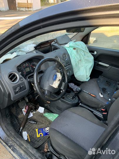 В разборе Ford Fusion 2008 1.4 AMT