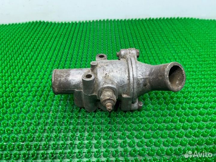 Корпус термостата Газ Волга 31029 змз-402 1995