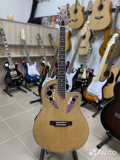 Электроакустическая гитара новая