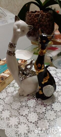 Статуэтки коты