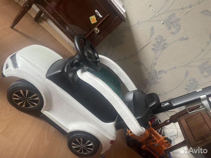 Детский трехколесный велосипед