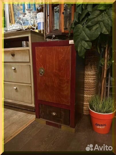 Тумба стилизованная