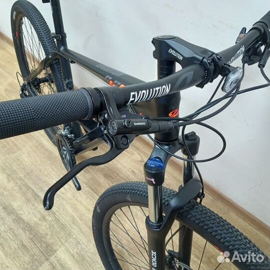 Новый велосипед evolution 29'', рама 19 (L)