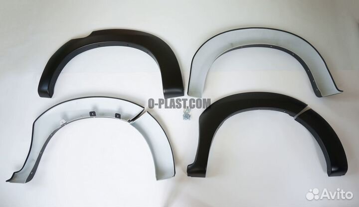 Расширители арок Toyota Hilux Pick Up 2010-2014