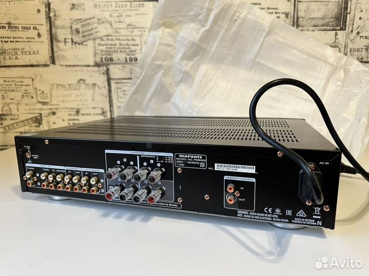 Интегральный стереоусилитель Marantz PM5005 Black