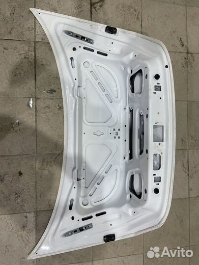 W203 крышка багажника