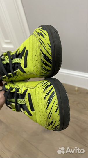 Футзалки декатлон 31,5