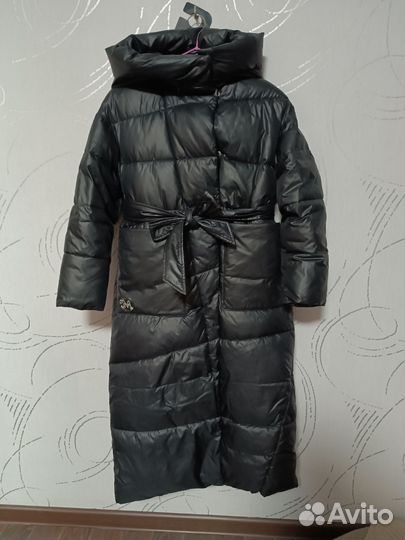 Пуховик женский 42 44