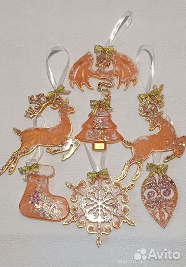 Елочные игрушки из эпоксидной смолы