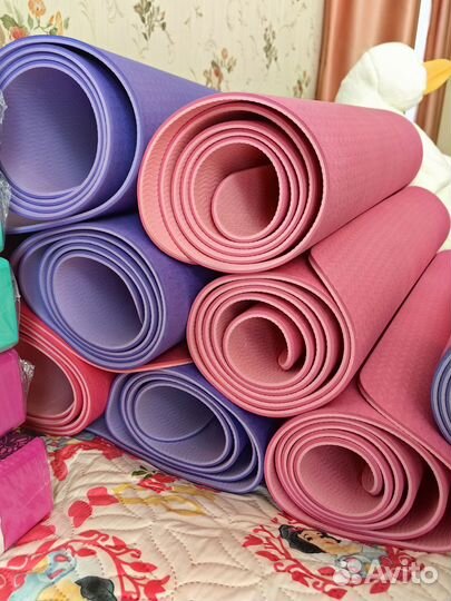 Коврик для йоги и фитнеса бу и новый