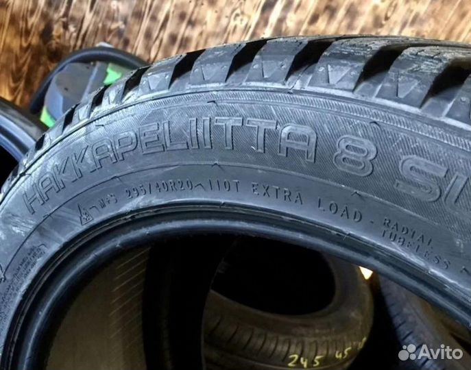 Nokian Tyres Hakkapeliitta 8 SUV 295/40 R20 110T