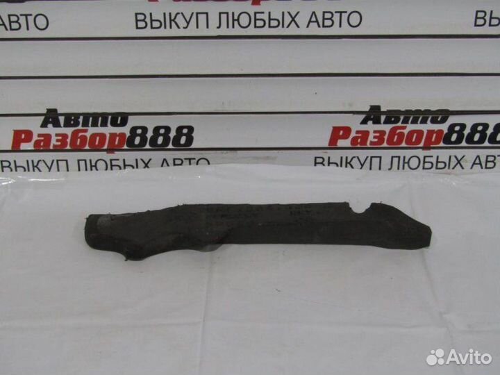 Пыльник крыла правый Vw Polo cfna 2013