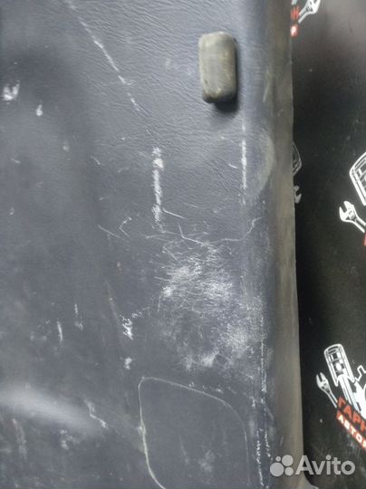 Обшивка крышки багажника Honda HR-V GH1