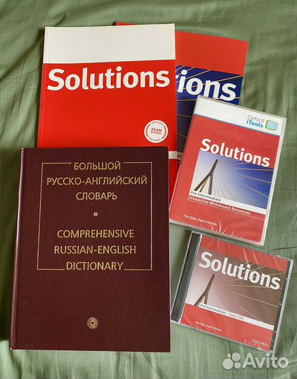 Уч.мет.комп. Solutions Pre-Interm+подарок словарь