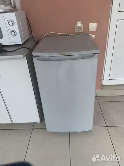 Холодильник бу маленький