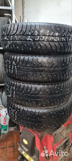 Firestone Ice Cruiser 7 235/65 R17