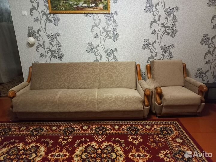 Диван и 2 кресла
