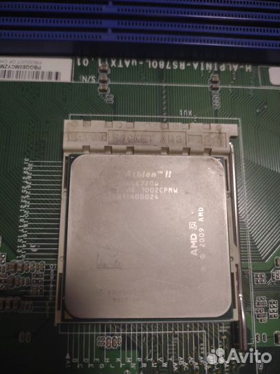 Материнская плата с процессором am3