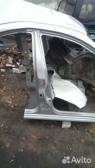 Правый порог и центральная стойка Седан Лачетти