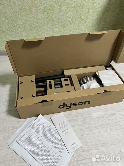 Вертикальный пылесос dyson v8 (sv25)