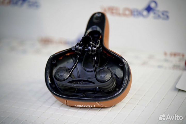 Седло Horst комфортное с замком на пружинах