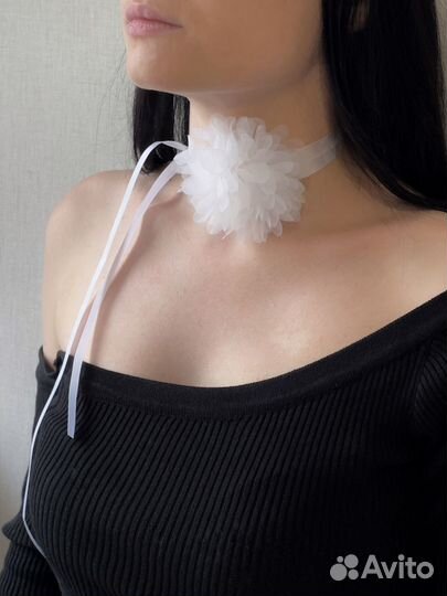 Чокер цветок