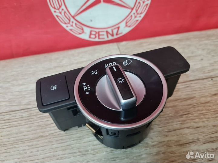 Переключатель света Mercedes-Benz B W246 M270.910