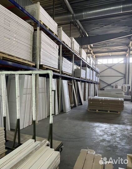 Двери межкомнатные/входные металлические от склада