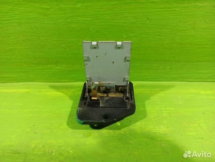 Резистор отопителя Hyundai Solaris седан G4FC 2013