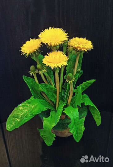 Одуванчик из холодного фарфора