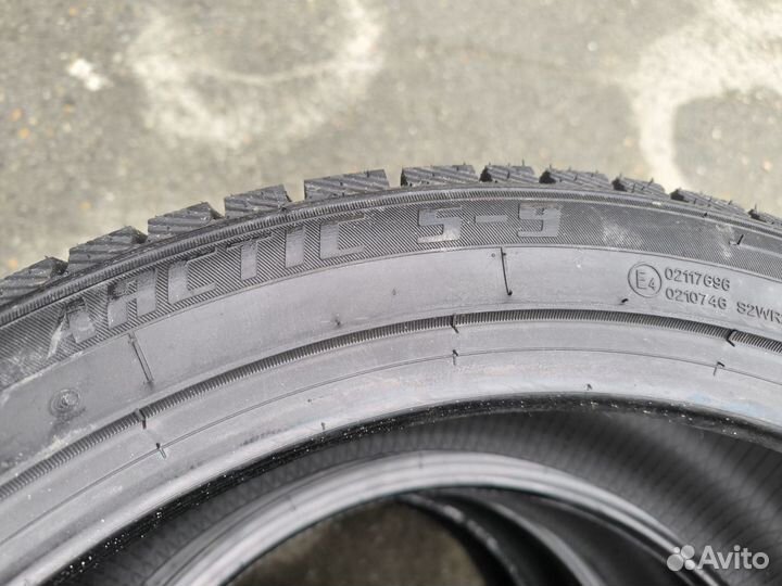 Hilo Arctic S-9 225/45 R19