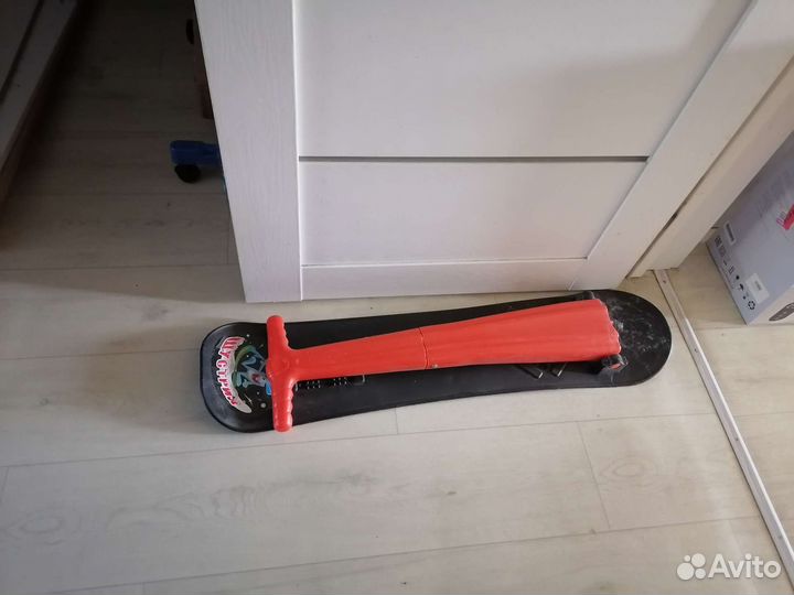 Детский снежный самокат