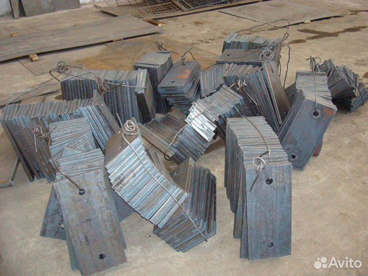 Пластины из металла закладные