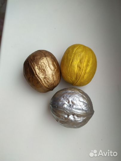 Орешек с предсказанием